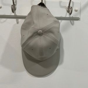 Lululemon Men’s hat